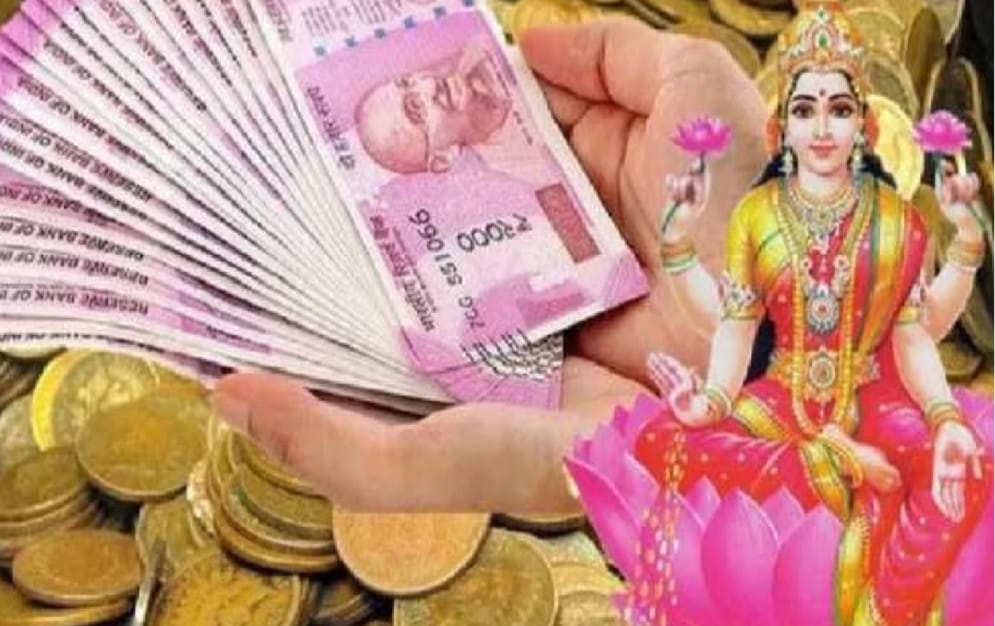 Vastu Tips: These effective measures of Vastu can make even the poor rich!