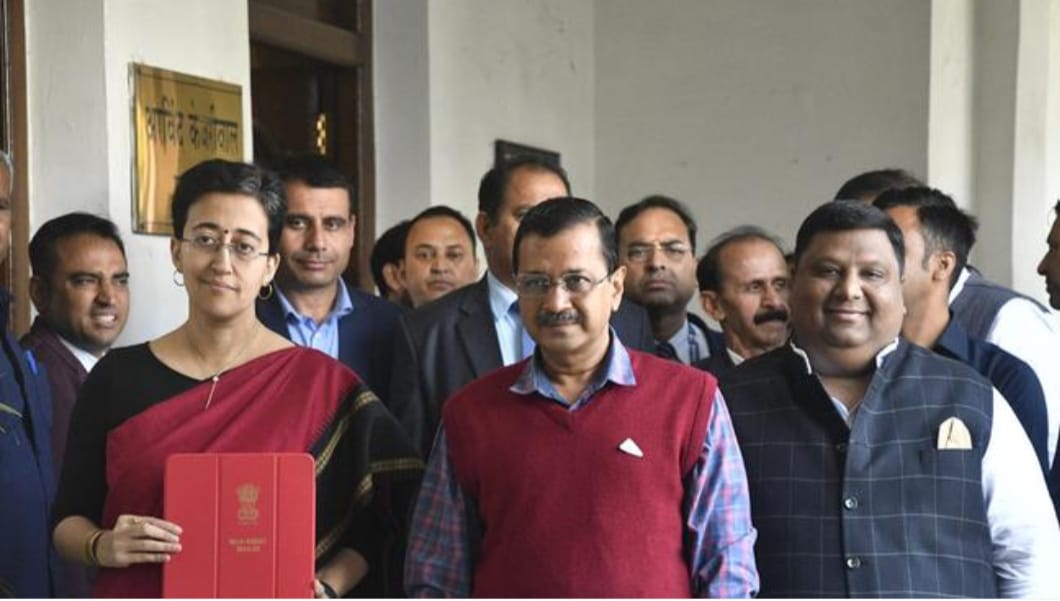 Kejriwal government in Delhi presented a budget of Rs 76,000 crore for the financial year 2024-25, women will get Rs 1000