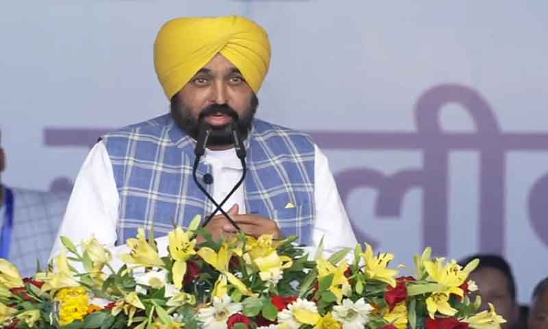 CM Bhagwant Mann roared in the mega rally organized at Ram Leela Maidan in Delhi.