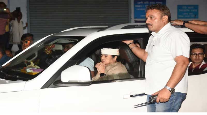 West Bengal Chief Minister Mamata Banerjee seriously injured
