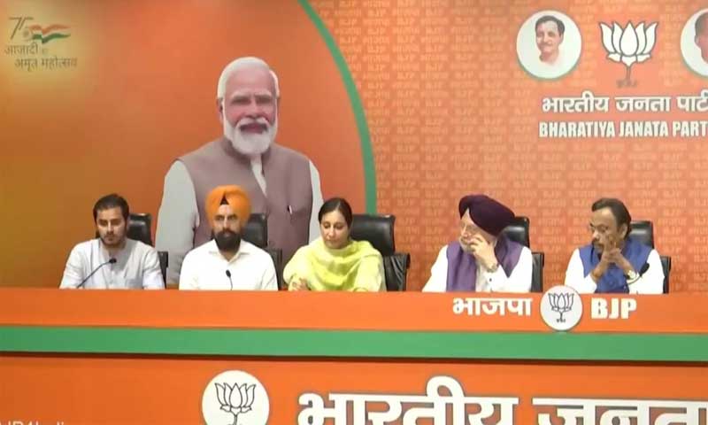 Big news: Shock to Akali Dal, Sikandar Singh Maluka's son and IAS daughter-in-law join BJP