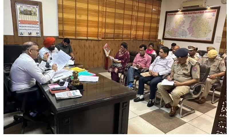Jalandhar: Additional Deputy Commissioner gave instructions to check school buses