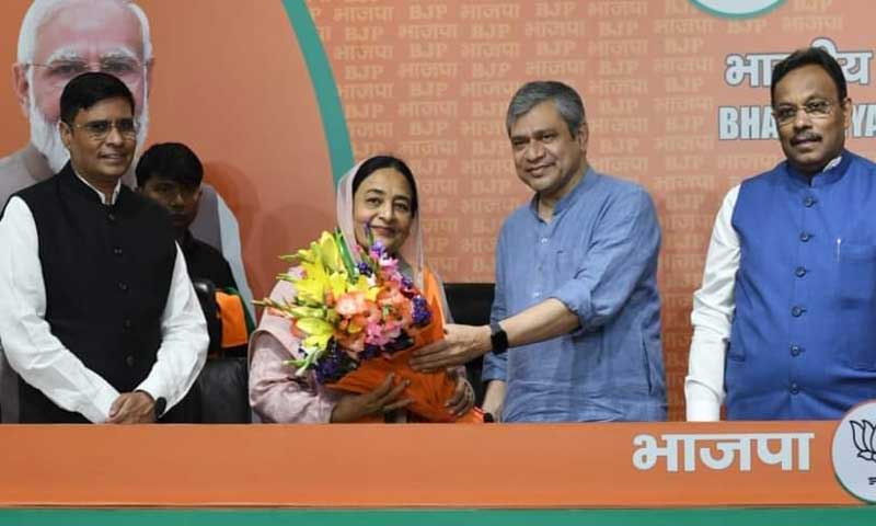 Punjab: Another blow to Congress, MP Santokh Chaudhary's wife Karamjit Kaur joins BJP.