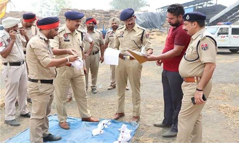 जालंधर पुलिस ने नशा तस्करों से बरामद नशे की सामग्री को किया नष्ट