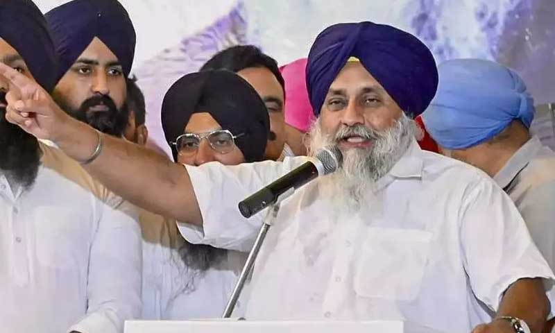 BIG NEWS : शिरोमणि अकाली दल में अंतर्कलह बढ़ी , पार्टी ने 8 बड़े नेताओं को दिखाया बाहर का रास्ता