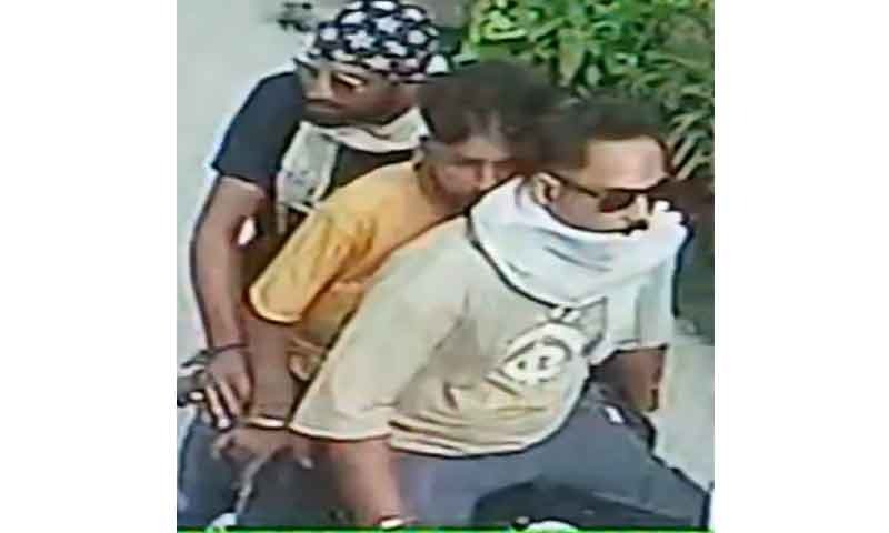 Jalandhar : थाना 8 के क्षेत्र में पड़ते शंकर गार्डन में गली में खड़ा बाइक हुआ चोरी , चोर  CCTV में कैद