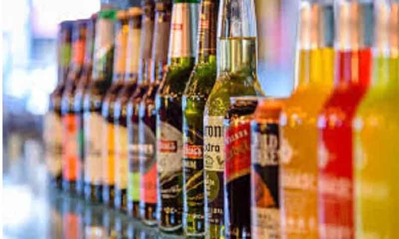 शराब के शौकीनों के लिए खुशखबरी, पंजाब में सस्ती हुई शराब
