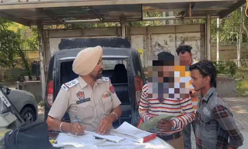 जालंधर : यातायात नियमों का उल्लंघन करने वालों के खिलाफ सख्त कार्रवाई, जनवरी 2024 से अब तक कुल 29,214 के काटे चालान