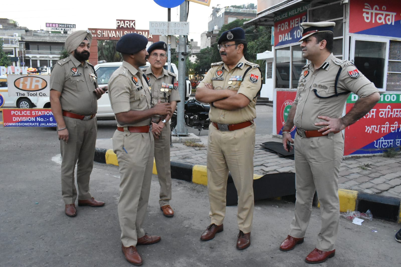 दशहरा और पंचायत चुनाव के मद्देनजर पंजाब में रेड अलर्ट, DGP Arpit Shukla ने जालंधर का दौरा कर सुरक्षा व्यवस्था का लिया जायजा