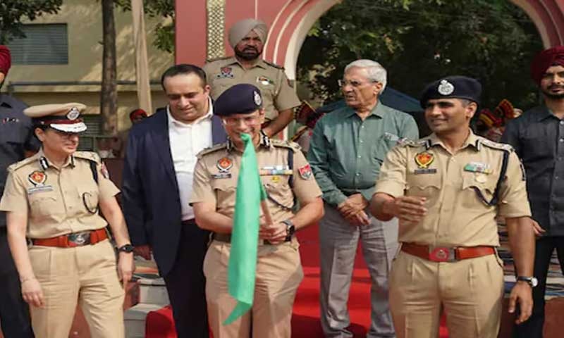 पंजाब के DGP गौरव यादव ने लुधियाना में 14 PCR वैन को हरी झंडी दिखाकर किया रवाना