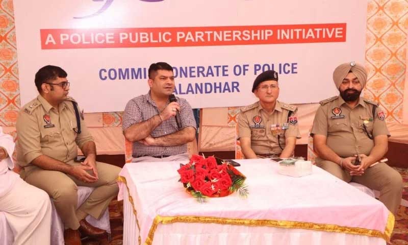 कमिश्नरेट पुलिस जालंधर द्वारा लोगों और पुलिस के बीच संबंध बनाने के लिए सार्वजनिक आउटरीच का आयोजन