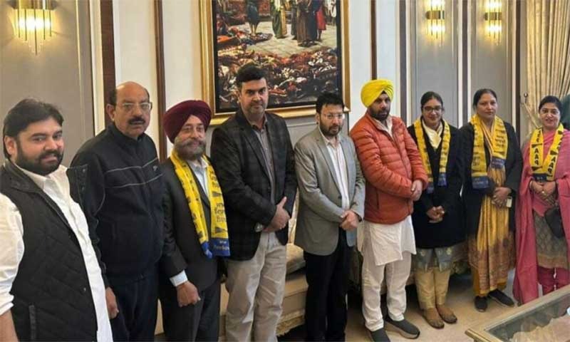 बड़ी खबर : जालंधर में AAP पार्टी का मेयर बनना तय, भाजपा-कांग्रेस की तीन और दो आजाद पार्षद पार्टी में हुए शामिल