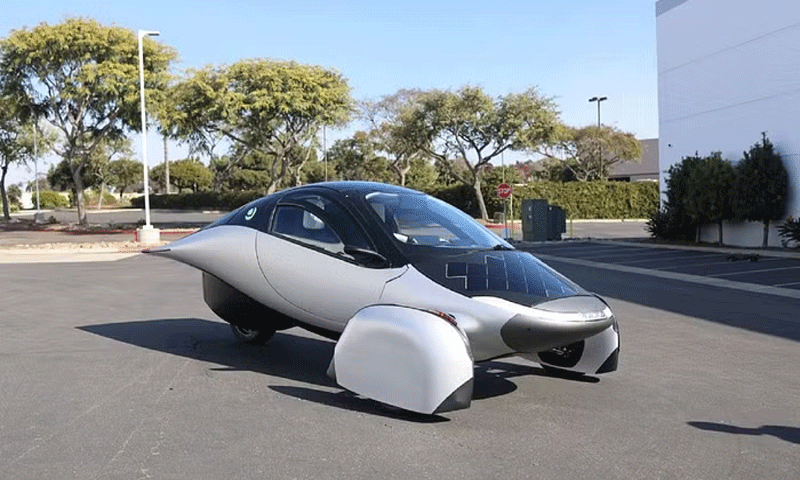 Aptera Motors ने CES 2025 में पेश की सौर ऊर्जा से चलने वाली ईवी गाड़ी
