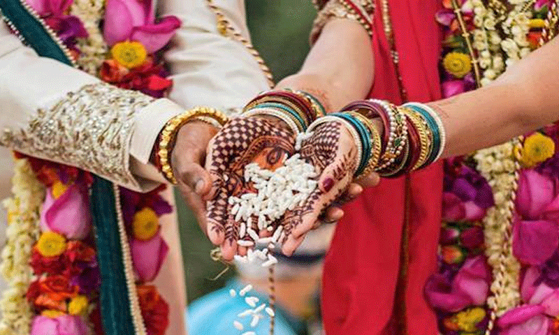 बिना DJ और शराब के शादी करने पर मिलेंगे 21000 रूपए , इस गांव की पंचायत ने किया ऐलान