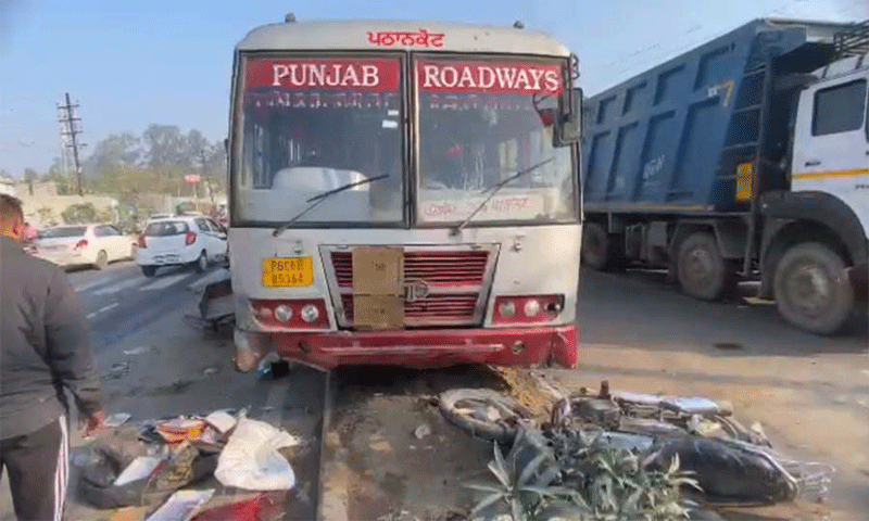 जालंधर में पंजाब रोडवेज की बस ने कई लोगों को कुचला, एक की हुई मौत