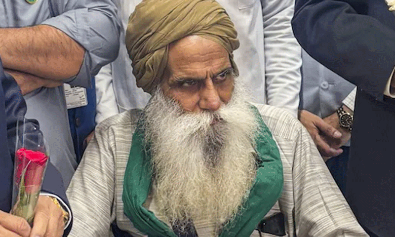 Breaking News : किसान नेता जगजीत सिंह डल्लेवाल ने तोड़ा आमरण अनशन