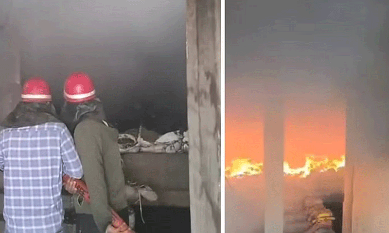 कोल्ड ड्रिंक के गोदाम में लगी भीषण आग, गर्म होकर पटाखों की तरह फूटी बोतलें