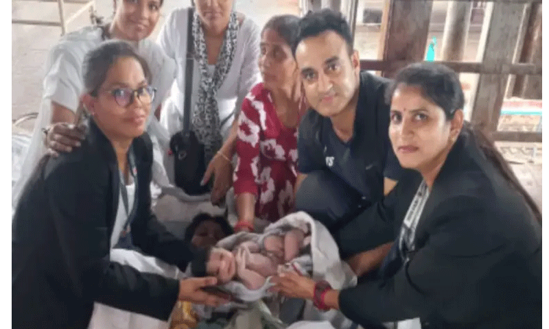 प्रसव पीड़ा होने लगी तो रेलवे स्टेशन पर ही आर्मी डॉक्टर ने महिला की कराई डिलीवरीâ€¦