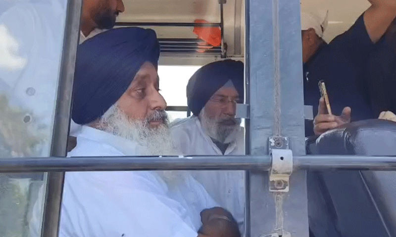 सुखबीर सिंह बादल को पंजाब पुलिस ने हिरासत में लिया