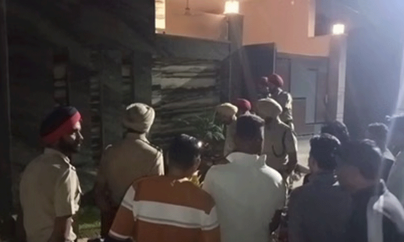 जालंधर में व्यक्ति की घर बैठे आई ऐसे मौत , बंदूक साफ करते दब गया ट्रिगर...