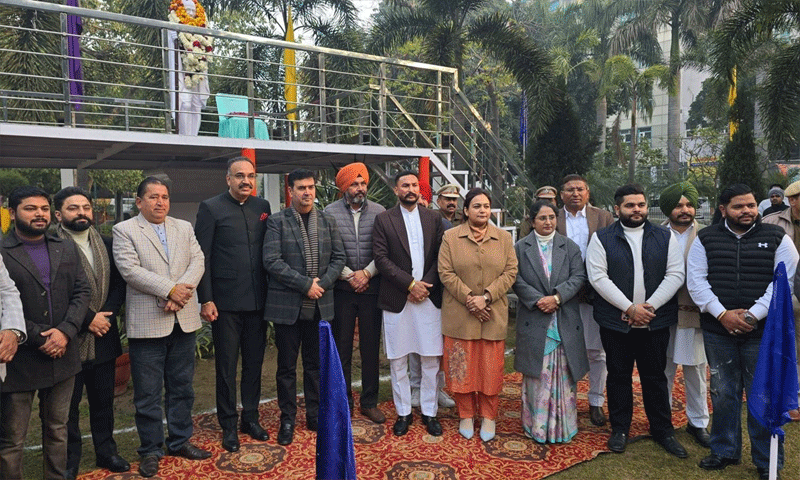 इंसानियत दा फैन एसोसिएशन की टीम गुरु गोबिंद सिंह स्टेडियम में गणतंत्र दिवस समारोह में हुई शामिल