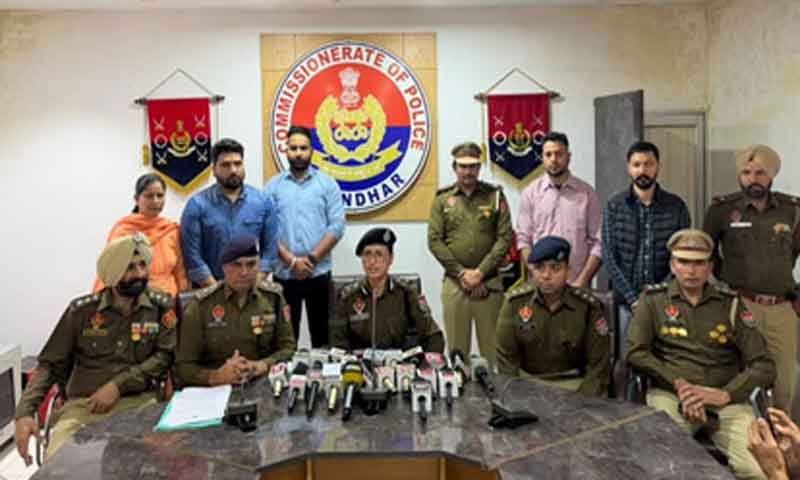 जालंधर में डॉक्टर के घर फायरिंग करने के दो आरोपी गिरफ्तार, हथियार और बाइक बरामद