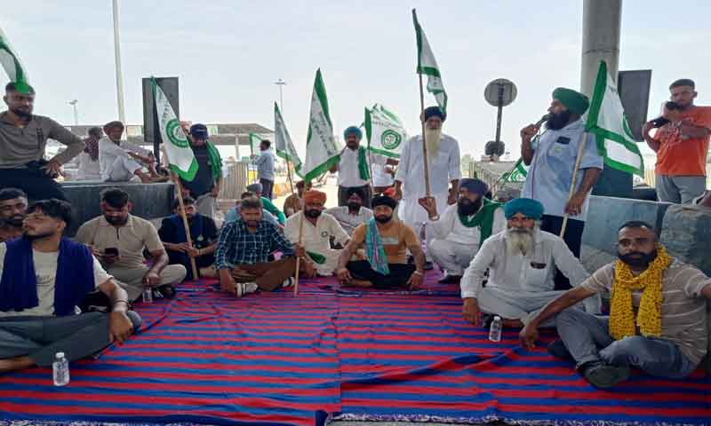 किसान यूनियन के संगठनों द्वारा आज पंजाब में सभी Toll Plaza फ्री करवाए गए