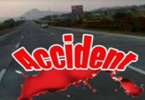 Read more about the article जालंधर में वाहन की टक्कर से व्यक्ति की दर्दनाक मौत, शव के ऊपर से गुजरीं 100 गाड़ियां