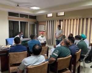 Read more about the article मकसूदां सब्जी मंडी में अब एक-एक दिन छोड़कर लाल व पीले पास से होगी रेहड़ी वालों की एंट्री-SDM 2 हरप्रीत सिंह अटवाल