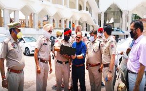 Read more about the article जालंधर कमिश्नरेट पुलिस ने शहर में चलाया चेकिंग अभियान , सार्वजनिक स्थानों के साथ-साथ हुई वाहनों की चेकिंग