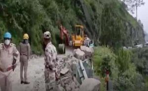 Read more about the article किन्‍नौर लैंडस्लाइड हादसे में अब तक 14 शव निकाले गए , 20 से ज्‍यादा लोगों फंसे होने की आशंका