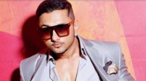 Read more about the article बॉलीवुड सिंगर व रैपर हनी सिंह को कोर्ट ने लगाई फटकार , कहा कोई भी कानून से ऊपर नहीं है