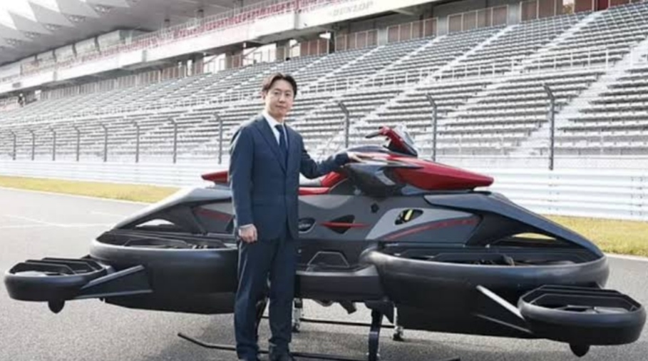 You are currently viewing दुनिया की पहली उड़ने वाली बाइक आई सामने , जानिए क्या होगी इसकी कीमत