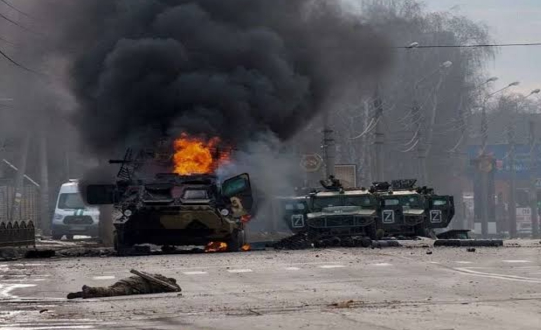 You are currently viewing रूस-यूक्रेन वार्ता में नहीं बन सकी सहमति , रूसी मिसाइलें परमाणु हमले को तैयार