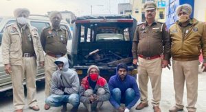 Read more about the article थाना न: 8 की पुलिस ने चोरी के मामले में 3 लोगों को किया गिरफ्तार