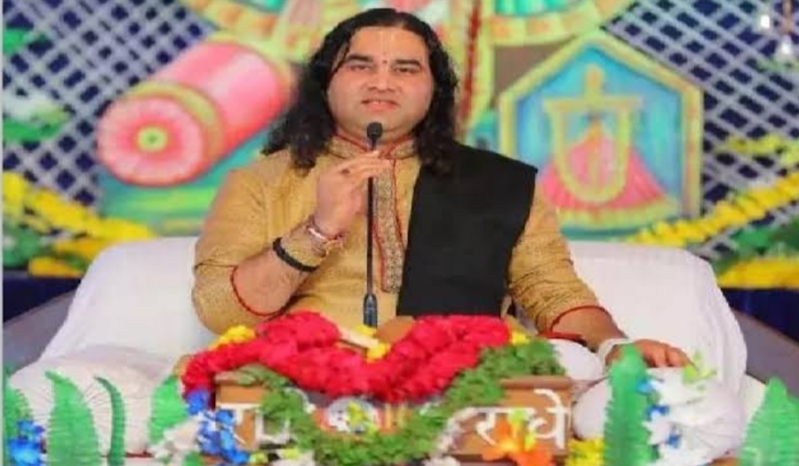 You are currently viewing प्रसिद्ध कथावाचक देवकीनंदन ठाकुर को जान से मारने की मिली धमकी, थाने में दी तहरीर