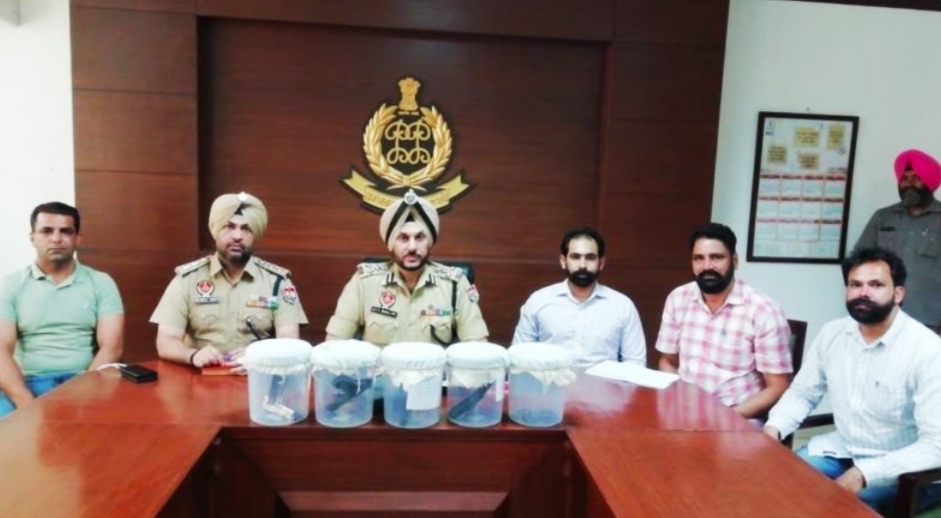 Read more about the article पंजाब की AGTF को मिली बड़ी कामयाबी , गैंगस्टर लॉरेंस विश्नोई और कनाडा बैठे गोल्डी बराड़ के 3 गुर्गे गिरफ्तार