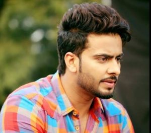 Read more about the article पंजाबी सिंगर मनकीरत औलख का छलका दर्द , बोले- पता नहीं कितने दिन का हूं मेहमान