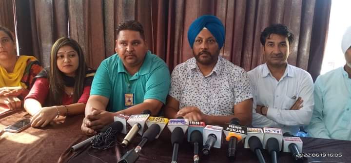 You are currently viewing ਰਿਪੋਰਟਸ ਐਸੋਸੀਏਸ਼ਨ ਰਜਿ.ਪੰਜਾਬ ਵਲੋਂ ਚੰਡੀਗੜ੍ਹ ਪੰਜਾਬ ਜਰਨਲਿਸਟ ਐਸੋਸੀਏਸ਼ਨ ਦੇ ਵਿੱਢੇ ਸੰਘਰਸ਼ ਨੂੰ ਪੂਰਨ ਸਮਰਥਨ ਦੇਣ ਦਾ ਐਲਾਨ