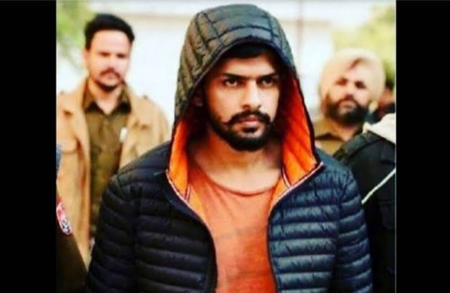 You are currently viewing पंजाब में गैंगवार की आशंका, बंबीहा गैंग की धमकी के बाद CIA खरड़ में बढ़ाई गई सुरक्षा