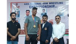 Read more about the article जशन दुग्गल ने आर्म रैसलिंग नेशनल चैम्पियनशिप में गोल्ड मैडल जीत देशभर में किया पंजाब का नाम रोशन, अपने सदगुरुदेव संत श्री आशाराम जी बापू, परिवार और कोच को दिया जीत का श्रेय