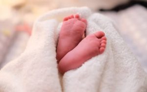 Read more about the article 7 महीने से बेहोश महिला ने दिया बेटी को जन्म, नॉर्मल डिलीवरी से डॉक्टर हैरान