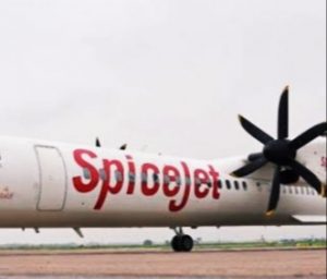 Read more about the article दुबई से अमृतसर लौटी स्पाइस जेट की फ्लाइट से पचास यात्रियों का सामान गायब होने की खबर से मचा हड़कंप