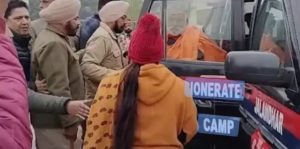 Read more about the article शिव सेना नेता सुभाष गोरिया को पुलिस की ओर से पकड़ कर थाना डिवीजन 5 में लाया गया