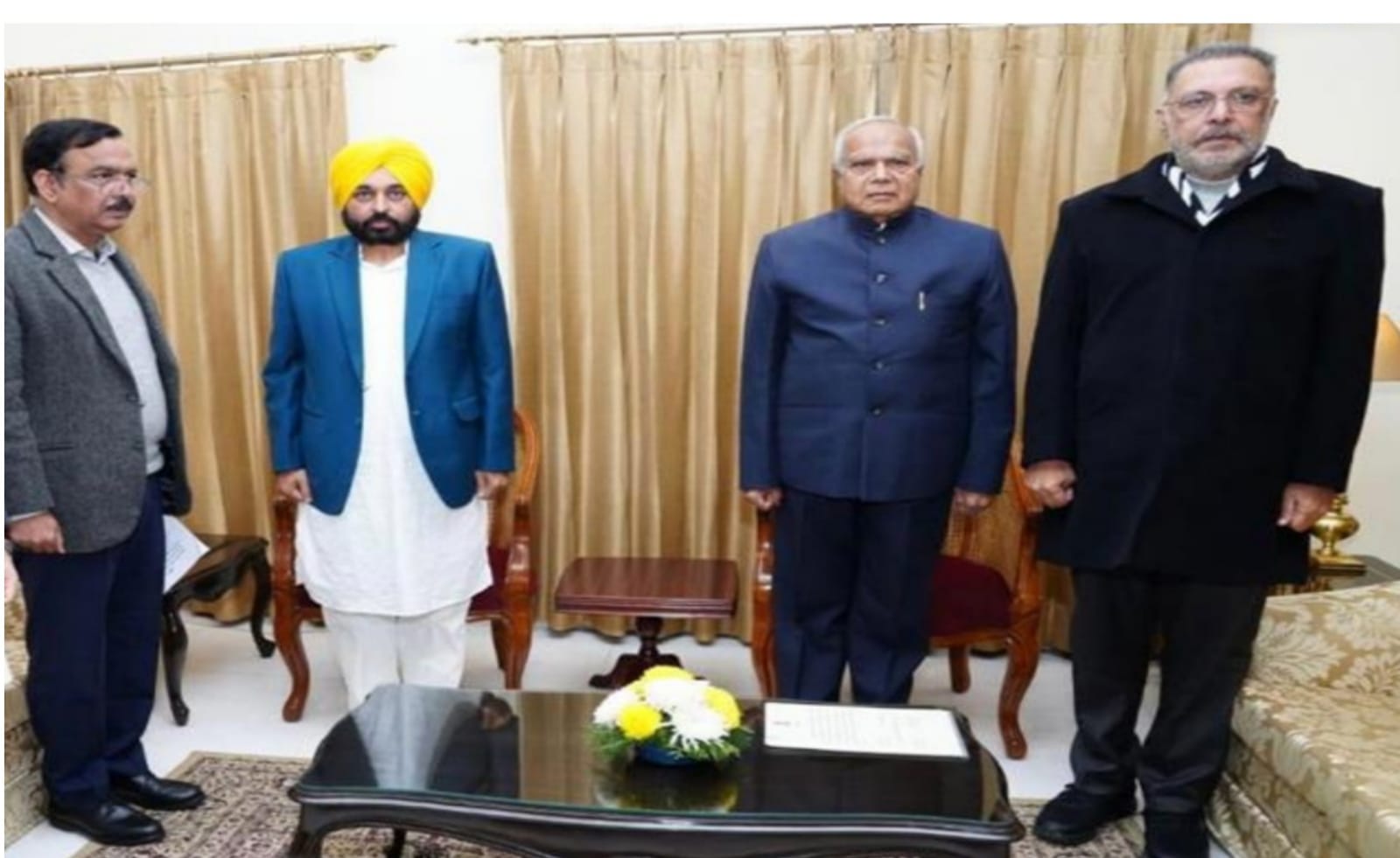 You are currently viewing बलबीर सिंह बने पंजाब के नए स्वास्थ्य मंत्री , फौजा सिंह सरारी ने मंत्री पद से इस्तीफा, AAP सरकार ने विभागों में किये फेरबदल