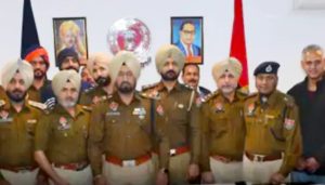 Punjab Police and BSF seize 29 packets of heroin in joint operation