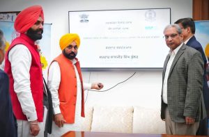 Read more about the article CM भगवंत मान ने वाहनों के फिटनेस सर्टीफिकेट ऑनलाइन मुहैया कराने के लिए ऐप लॉन्च की