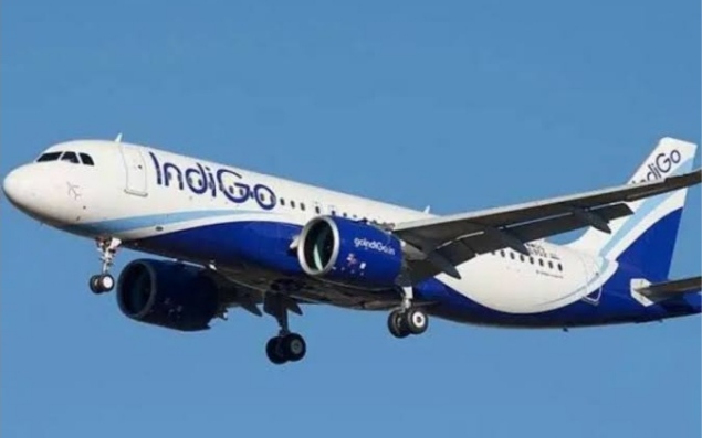 You are currently viewing दिल्ली से देवघर जा रही इंडिगो की फ्लाइट में बम की सूचना से मचा हड़कंप