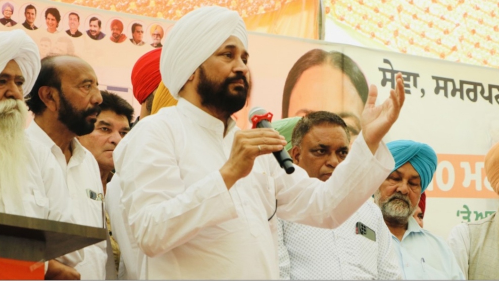 You are currently viewing ਜਲੰਧਰ ਦੇ ਲੋਕਾਂ ਦੇ ਸੁਪਨਿਆਂ ਨੂੰ ਪੂਰਾ ਕਰਨਾ ਹੀ ਮੇਰਾ ਮਕਸਦ: ਕਰਮਜੀਤ ਕੌਰ ਚੌਧਰੀ