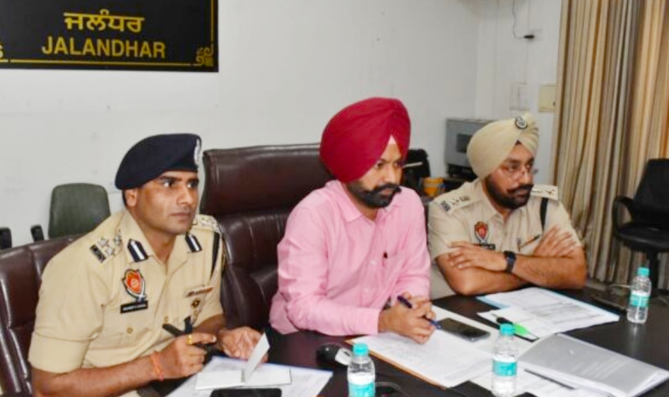 You are currently viewing जालंधर लोकसभा उपचुनाव मुख्य चुनाव अधिकारी ने जिले में सिविल व पुलिस प्रशासन द्वारा की गई तैयारियों व व्यवस्थाओं की समीक्षा की